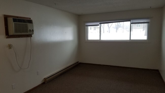 Building Photo - 419 Wilkin Ave