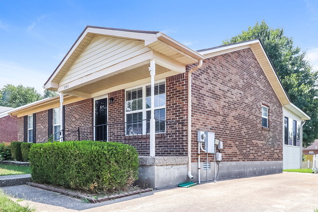 Building Photo - 10411 Pebblestone Cir