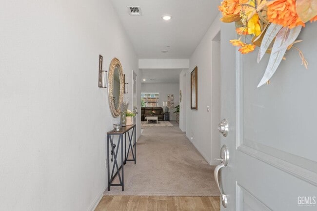 Foto del edificio - 4 Bed 2 Bath