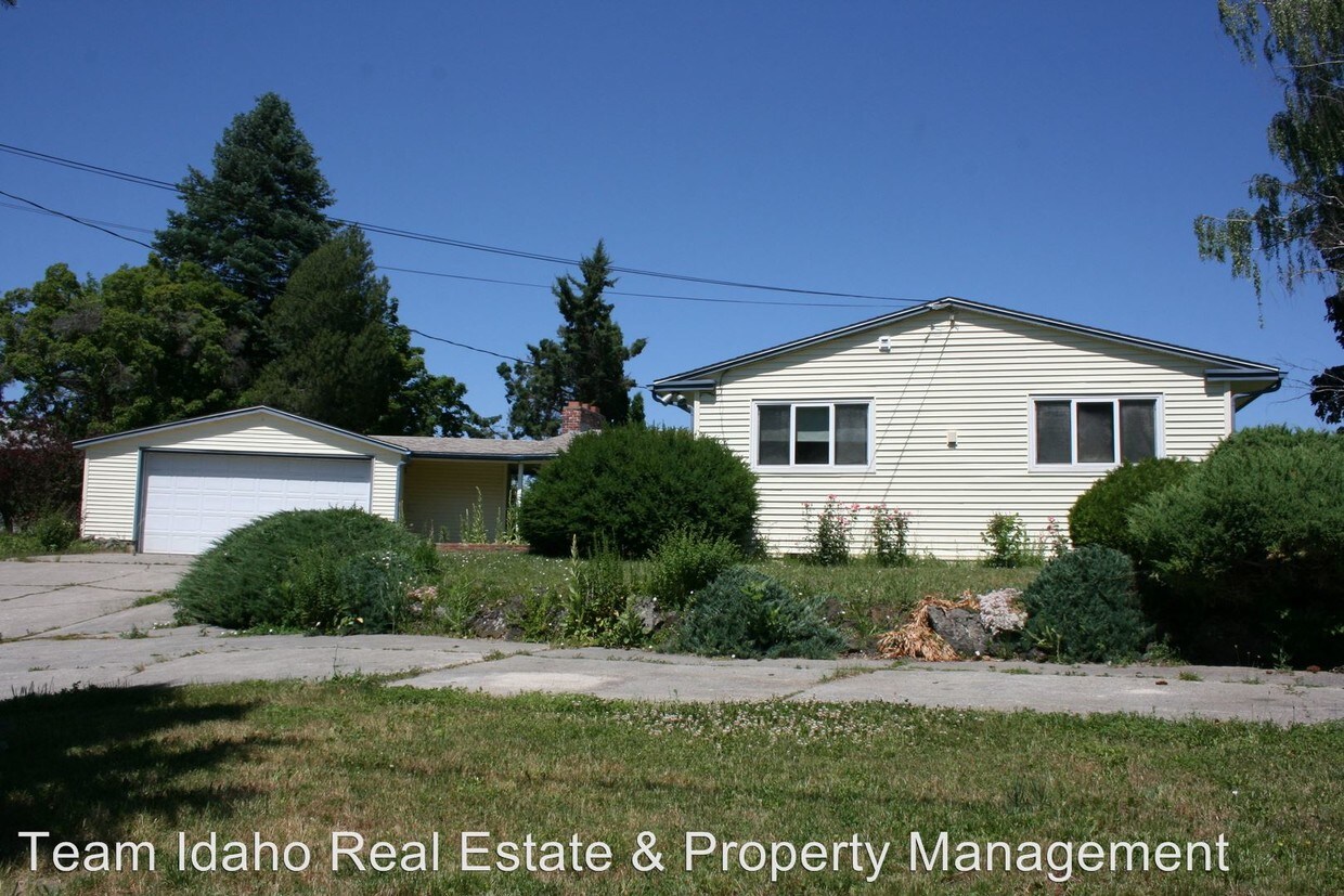 Primary Photo - 612 Ridge Rd