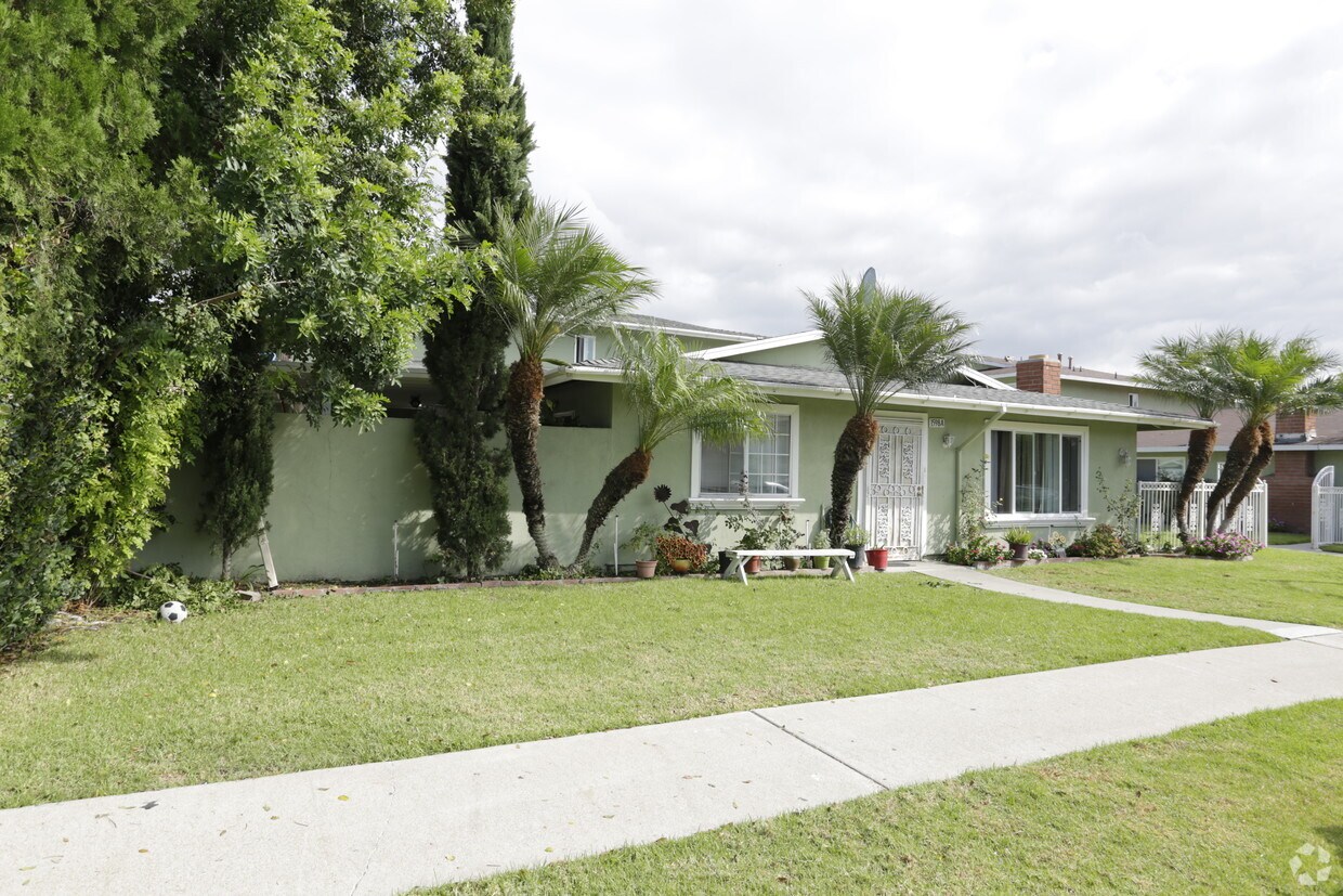 Building Photo - 1598 Caraway Dr