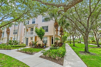 Building Photo - 255 Murcia Dr