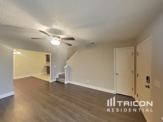Building Photo - 642 Berry Circle Springfield TN