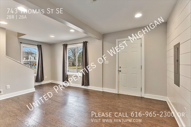 Building Photo - Available Now | 2 Bed 2 Bath Single Family...