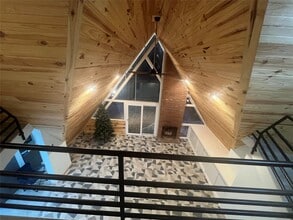 Building Photo - 415 Shirleen Dr