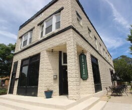Building Photo - 416a W Virginia St