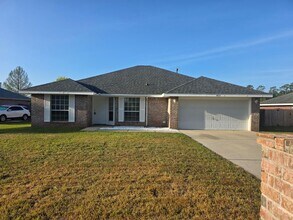 Building Photo - 4851 Jaimee Leigh Dr