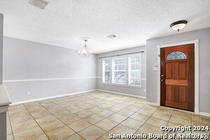 Foto del edificio - 8502 Cottage Park