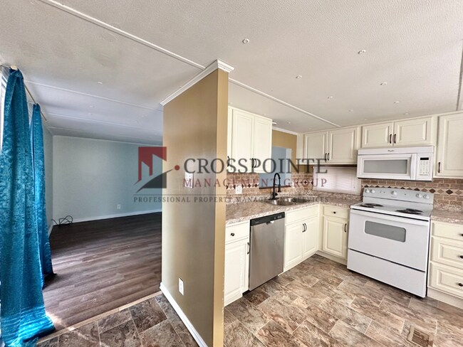 Foto del edificio - Coming Soon! Charming Country Retreat at the End of a Quiet Road