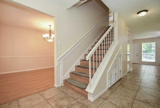 Building Photo - 3012 Sam Houston Drive, Sugar Land, TX 774...