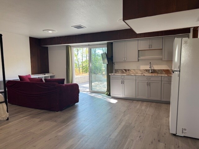 Building Photo - 5615 High Rock Way