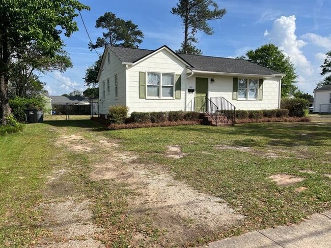 Building Photo - Elegant Downtown Augusta Cottage – FULLY FURNISHED | ALL UTILITIES INCLUDED
