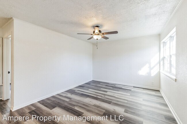 Building Photo - 3 br, 1 bath House - 113 N Giles Rd