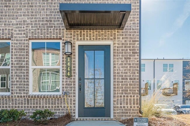 Building Photo - 1444 Creekside Cir NW