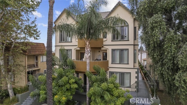 Foto del edificio - 231 E Burbank Blvd