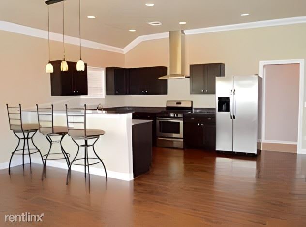 Building Photo - 3 br, 3 bath Townhome - 1418 George Avenue 1