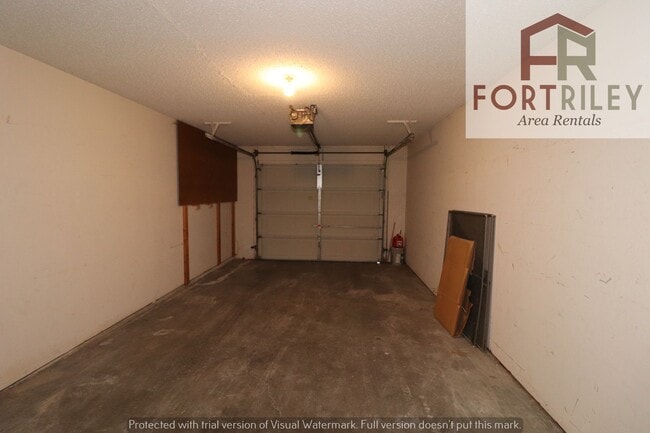 Building Photo - Duplex for rent