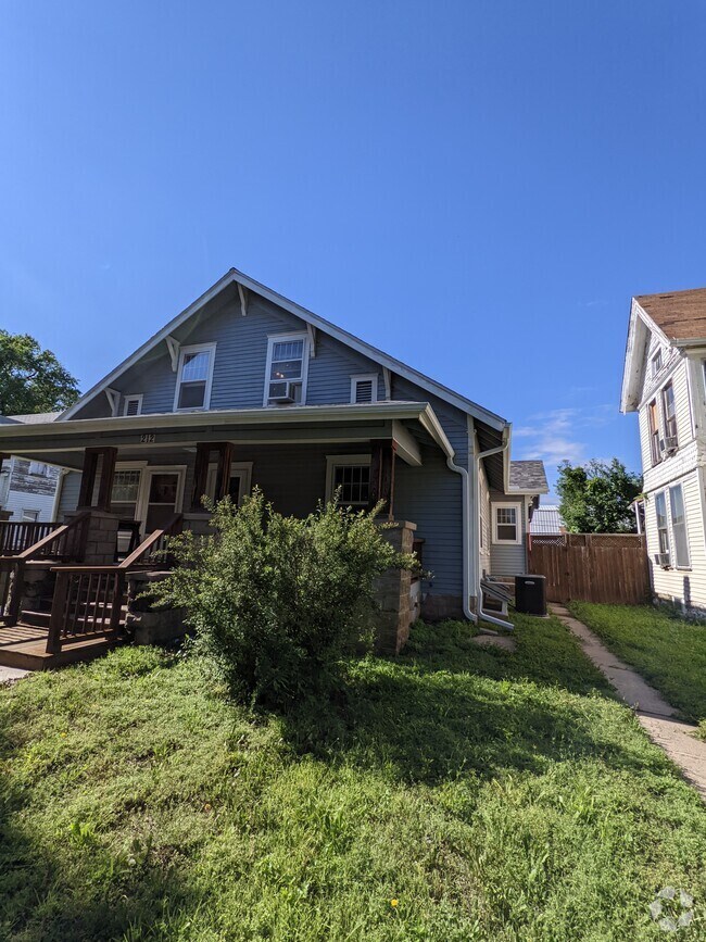 Apartments For Rent in Winfield, KS with Hardwood Floors 1 Rentals