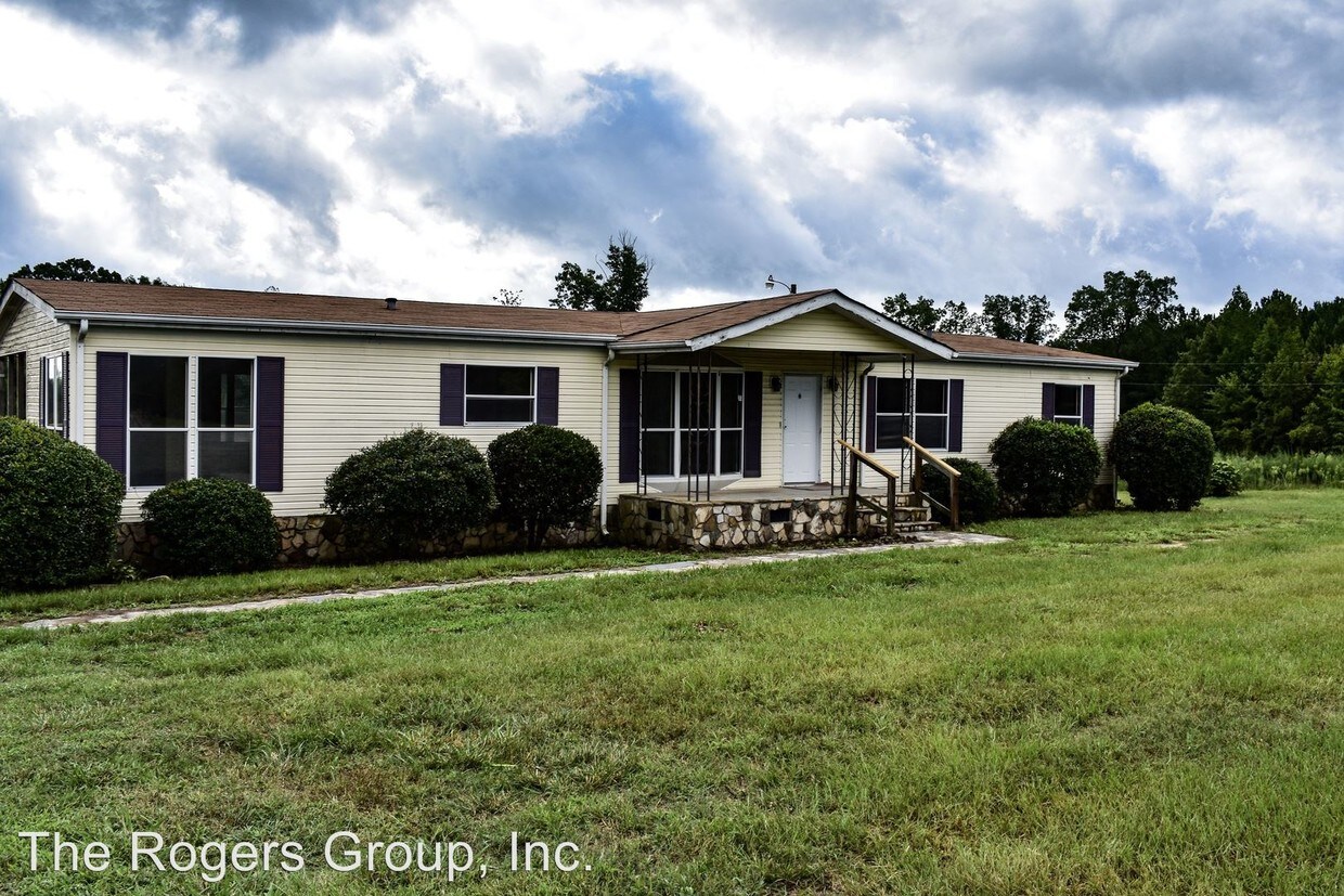Primary Photo - 3 br, 2 bath House - 347 Read Rd