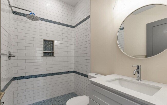 Building Photo - 511 Gorgas Ln