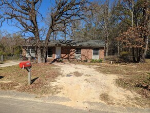 Building Photo - 6556 Tareyton Rd