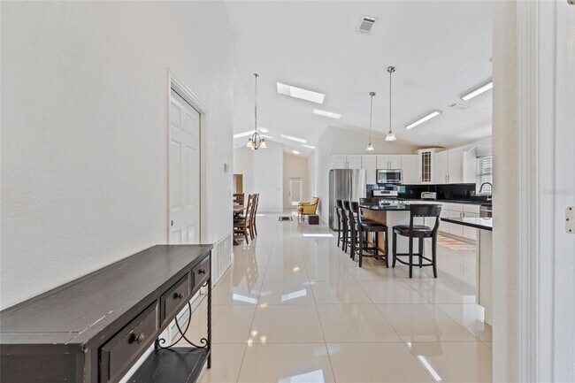 Foto del edificio - 7827 Myrtle Oak Ln