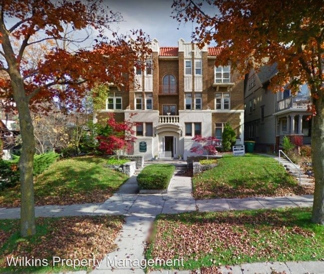 Building Photo - 2634 N Maryland Ave