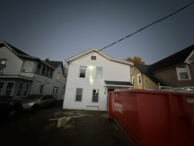 Building Photo - 1310 Willis Ave