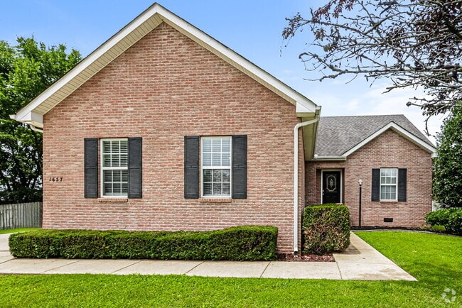 Building Photo - 1657 O Green Cove