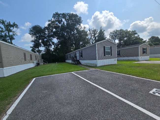 Building Photo - 13124 Herring Dr