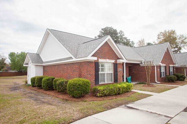 Building Photo - 2BR/2BA Townhouse in Merestone!  $1,500/mo...
