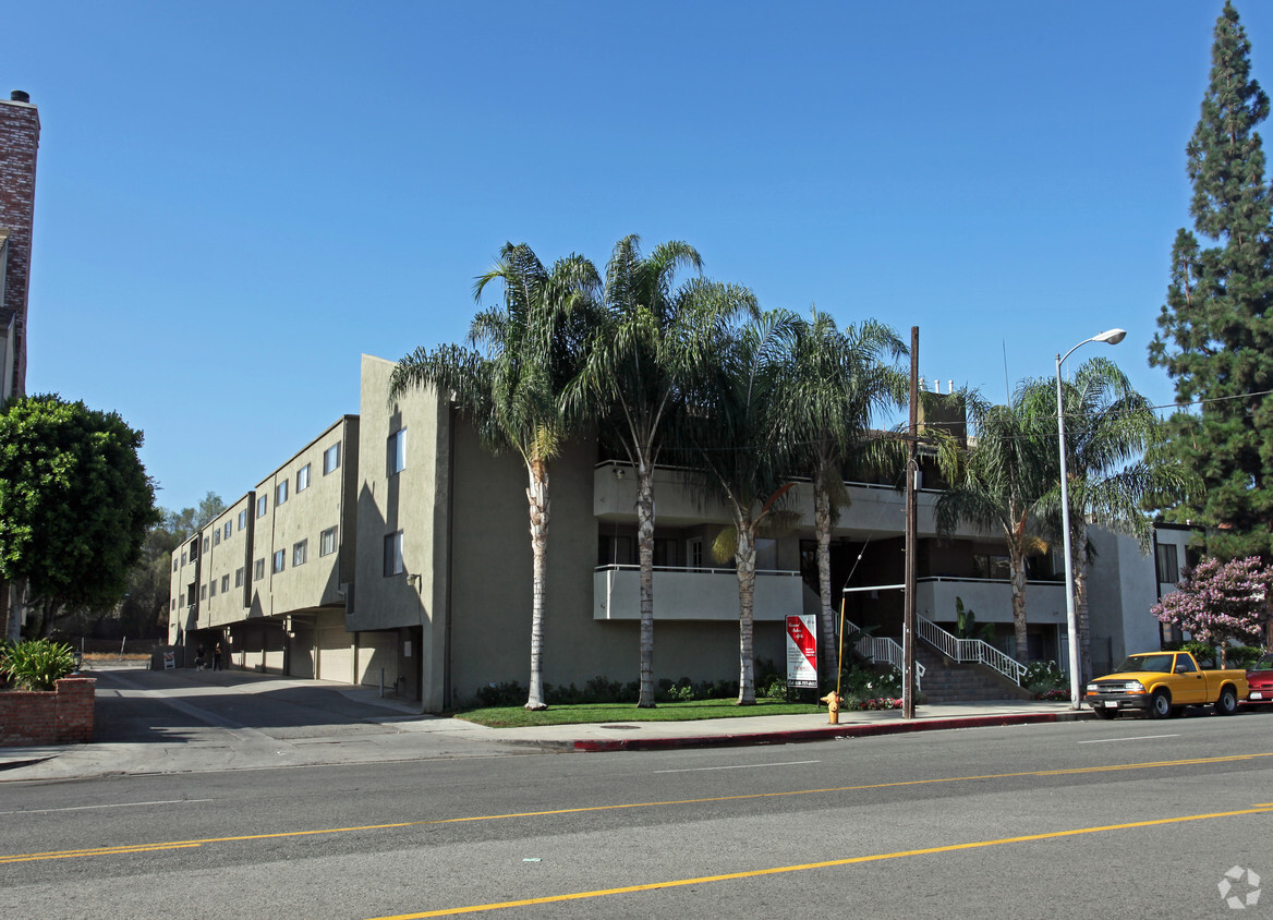 Primary Photo - Carmel Palms Apartments