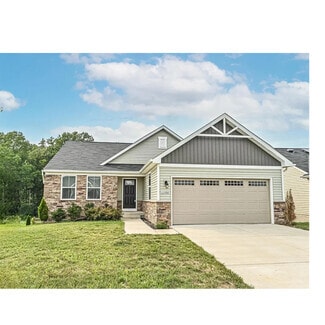 Building Photo - 11360 Emerald Dr