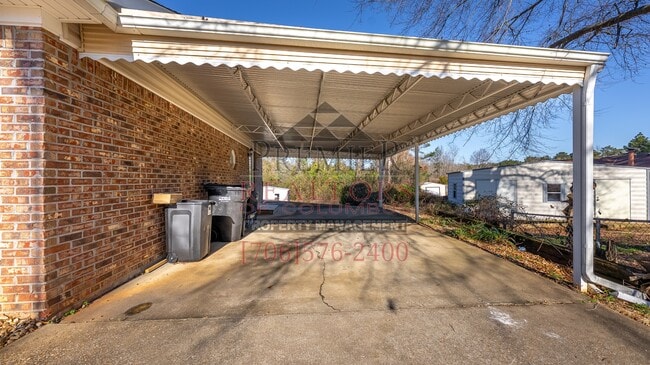 Foto del edificio - 7193 Secretariat Dr