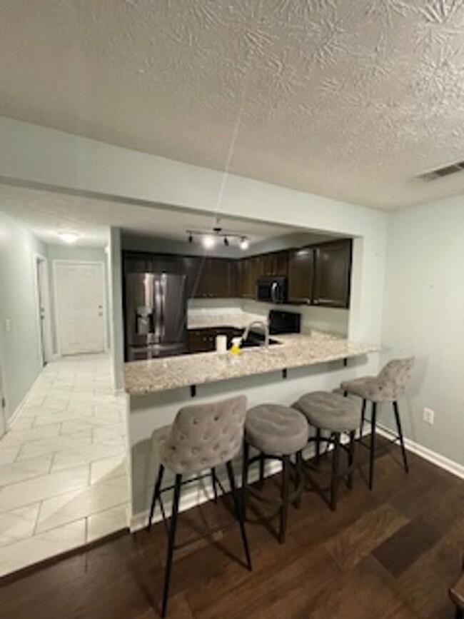 Building Photo - Southern Edge Condo