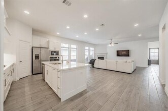 Building Photo - 795 Knoxbridge Rd