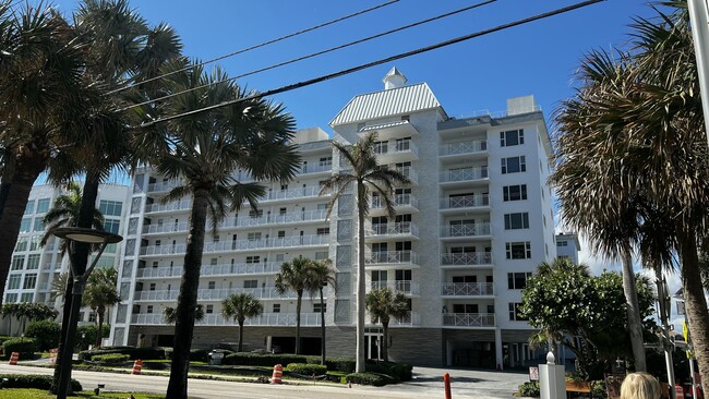 Foto del edificio - 3114 S Ocean Blvd