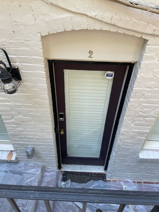 Foto del edificio - 3035 Q St NW