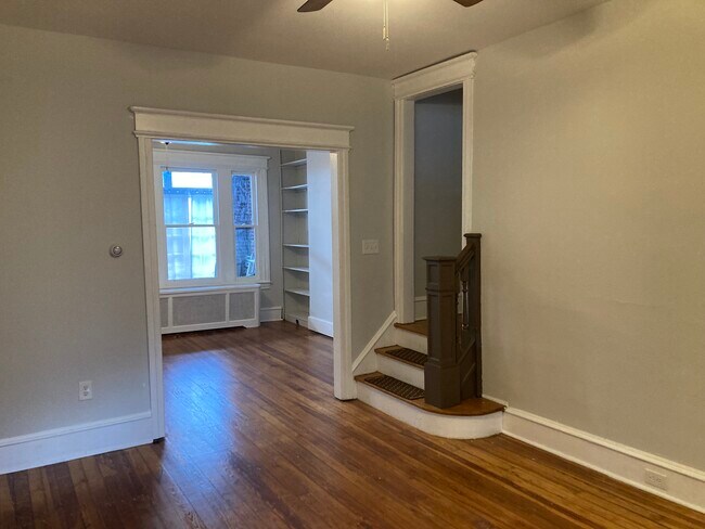 Foto del edificio - 5271 Ridge Ave