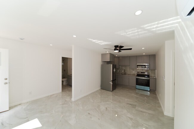 Foto del edificio - 355 Hoomalu St