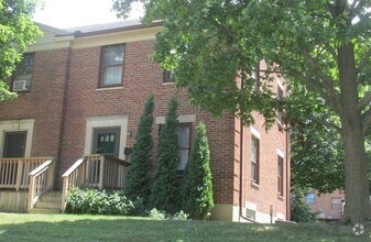Building Photo - 1334 Huffman Ave