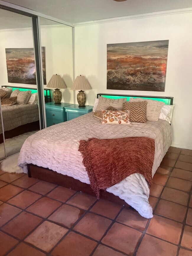 New Queen Bed - 2527 33rd St