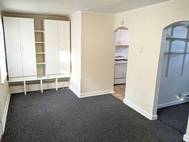 Living room - 1315 Main St