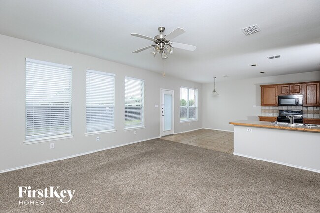 Building Photo - 1220 Juniper Ln
