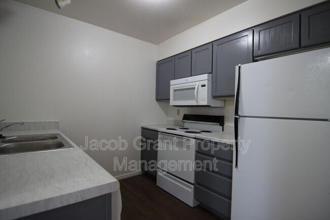 Foto del edificio - 639 Hoopes Ave