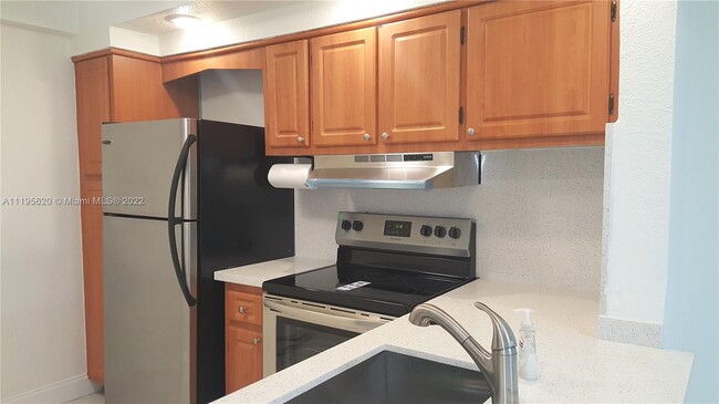 Foto del edificio - 11297 N Kendall Dr
