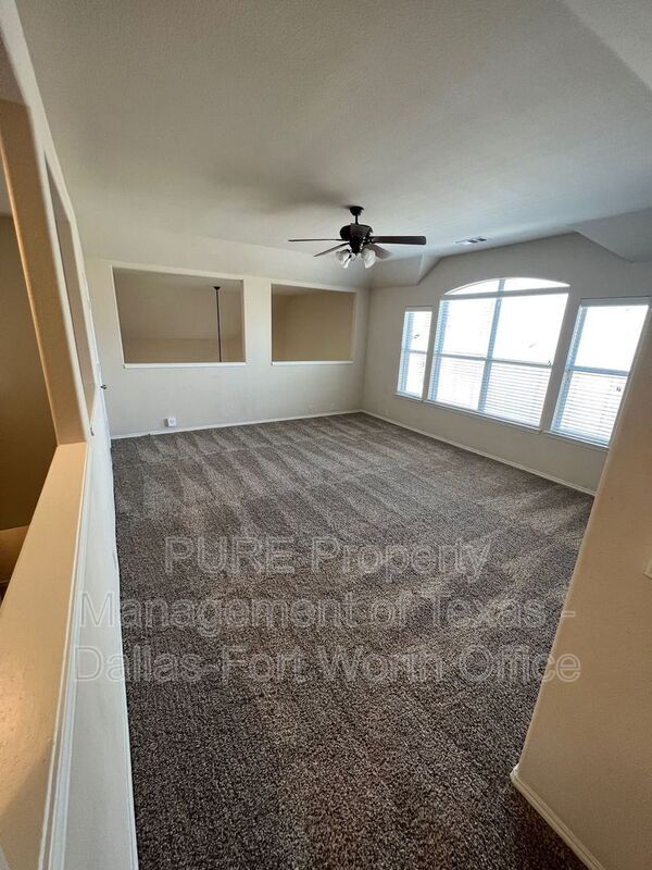Foto del edificio - 3013 St Frances Dr