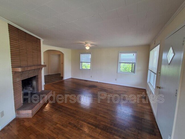 Foto del edificio - 1411 Pennington Rd