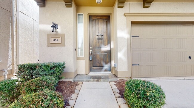 Foto del edificio - 454 N Live Oak St