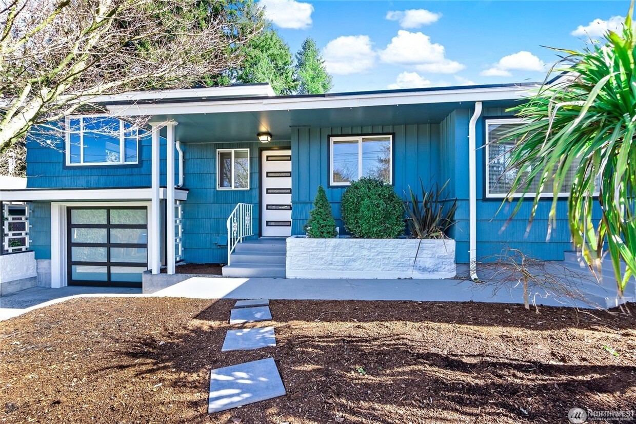 Foto principal - 1923 Crystal Springs Rd W